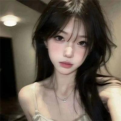 三个摩登女性